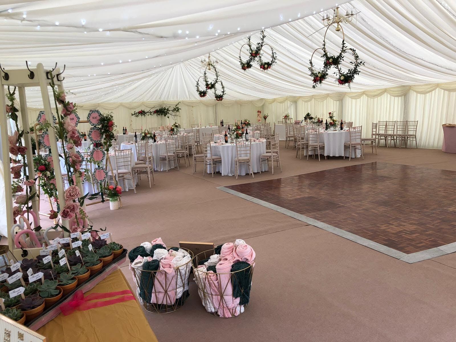 Party marquee hire Northamptonshire – decorated interior with dance floor